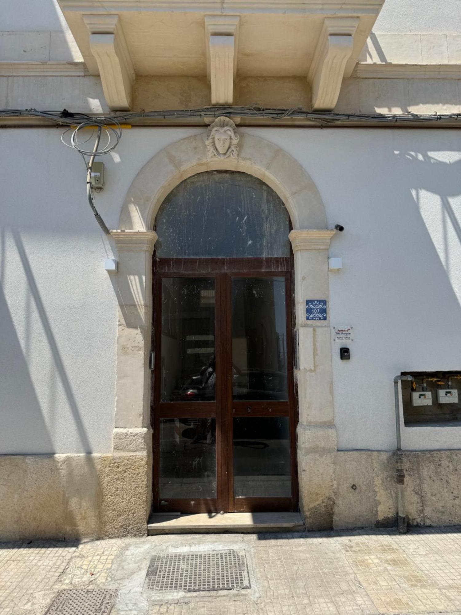 Stella Dionigiana Apartment Сиракуза Екстериор снимка